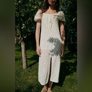 Zara Elegant Cream Lace Dress